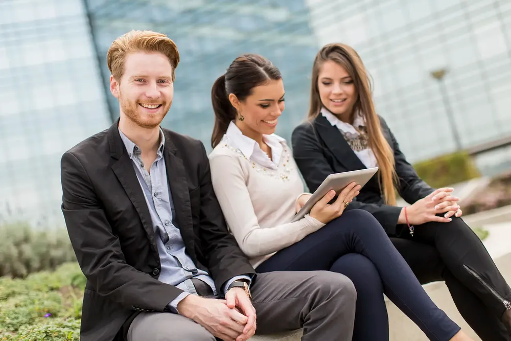 Aligner Wien – Unsichtbare Zahnspangen für Ihr Lächeln